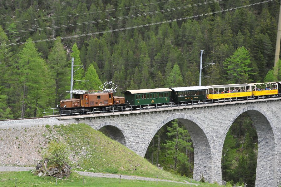 2019.06.11 RhB Ge 6-6 I 414 Albulabahn Krokodil Bahnfest Bergün (44)